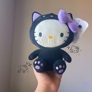 NWT Hello kitty plush toy
